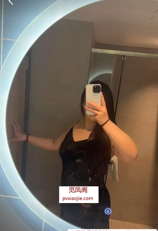 丰乳肥臀朵儿
