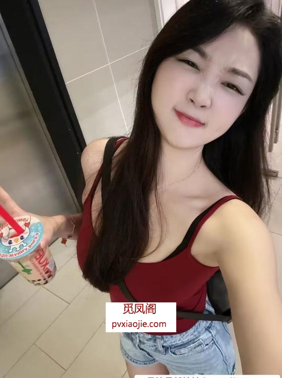 长腿性感嫩妹