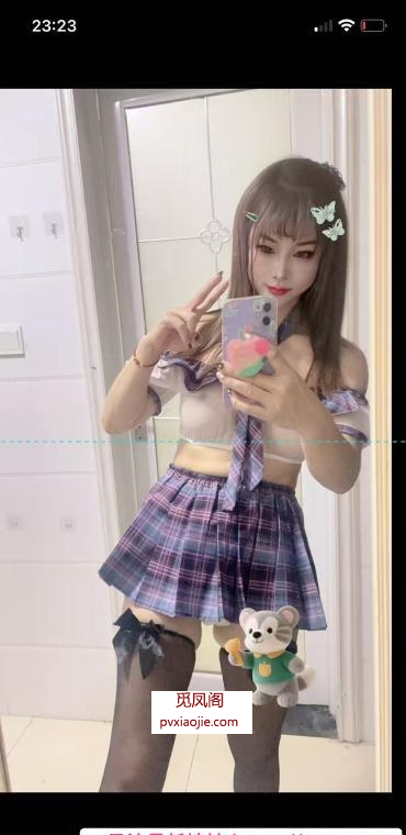 可亲苗条骚妇