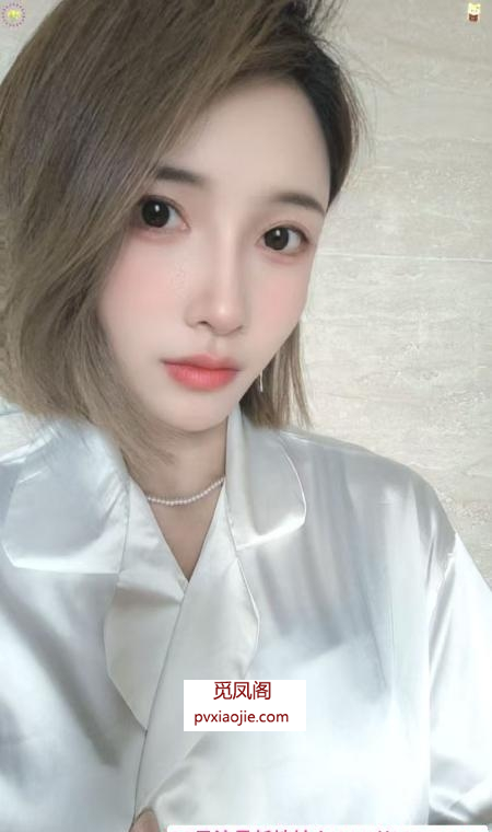 骨感的撩人美女