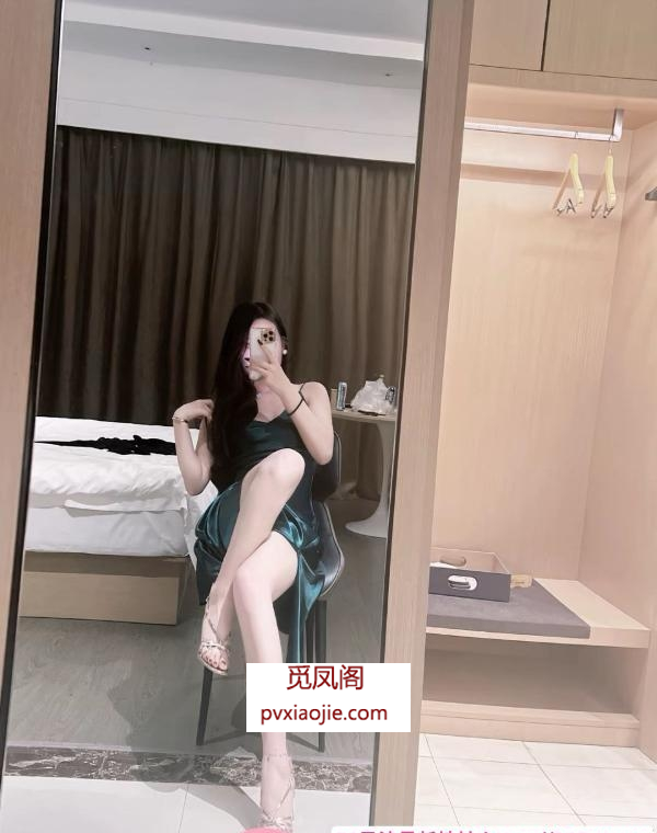 天河美腿骚女