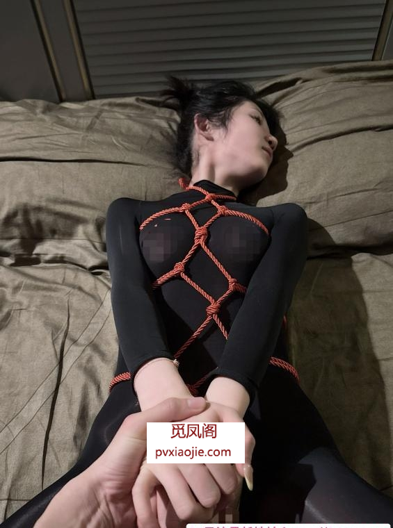 长腿大胸妹