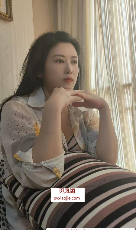 开福大奶少妇
