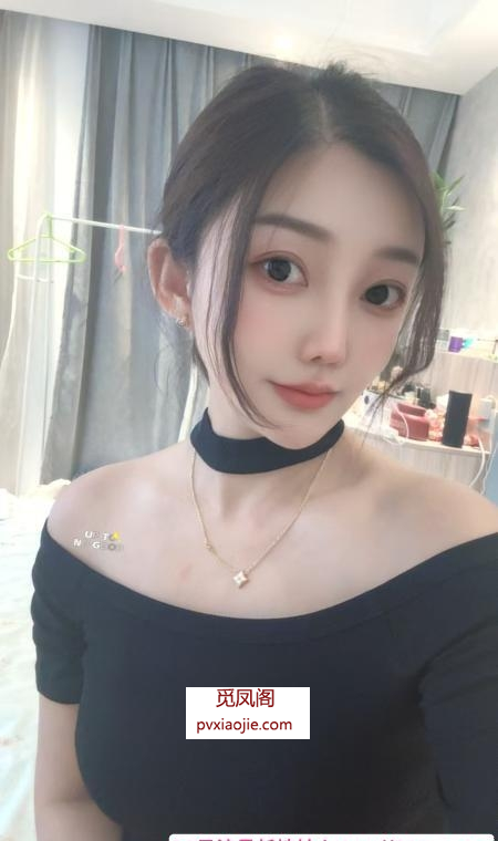 爱健身的丫头