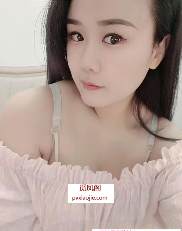 中良翘臀少妇