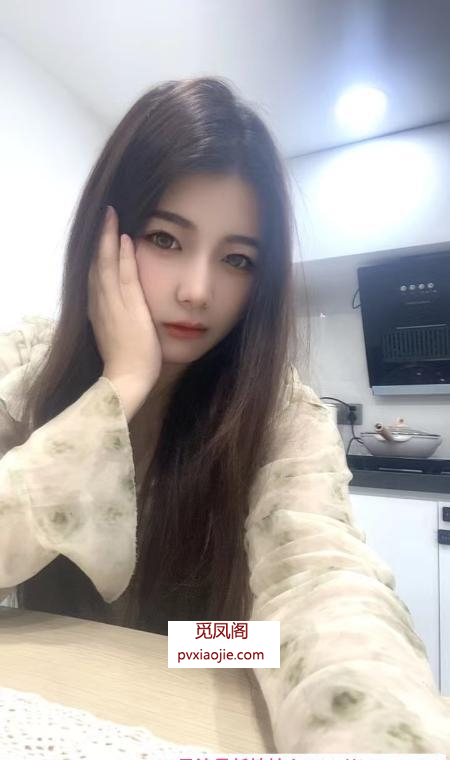 肥臀妹子懒懒