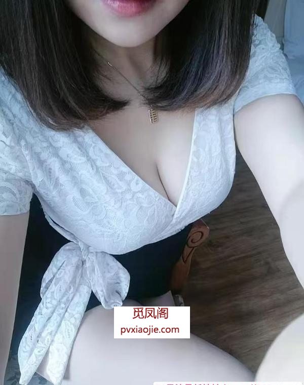 东站柳叶儿