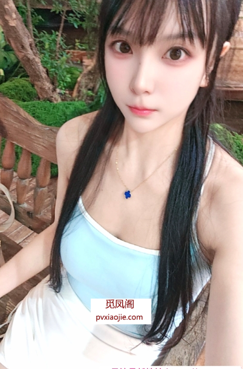 三点粉青青