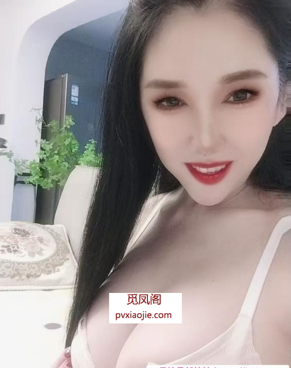 大胸依依姐