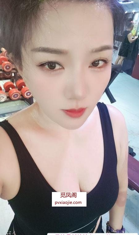 官渡丰满少妇灵儿