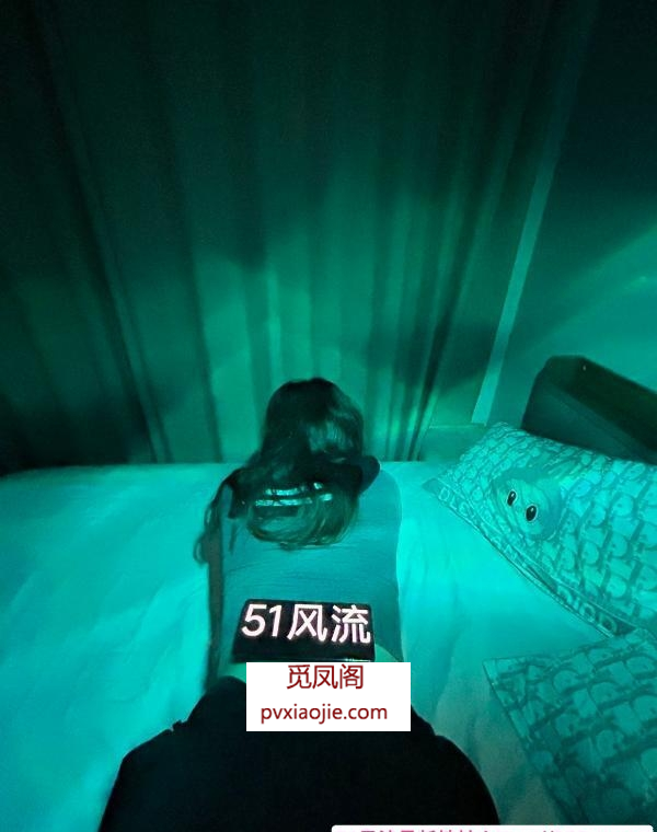 嫩妹娜娜
