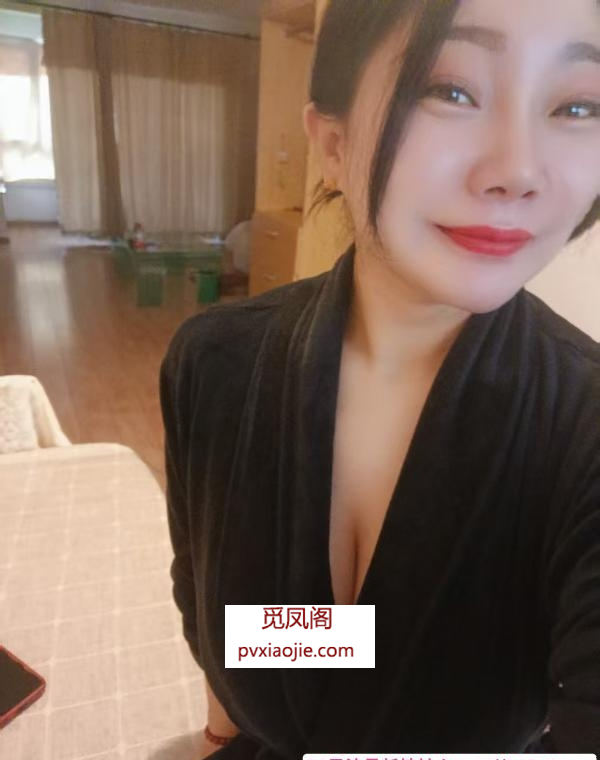 喷潮少妇巨乳