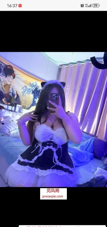 丰满嫩妹