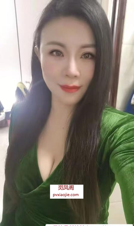 172长腿骚妇