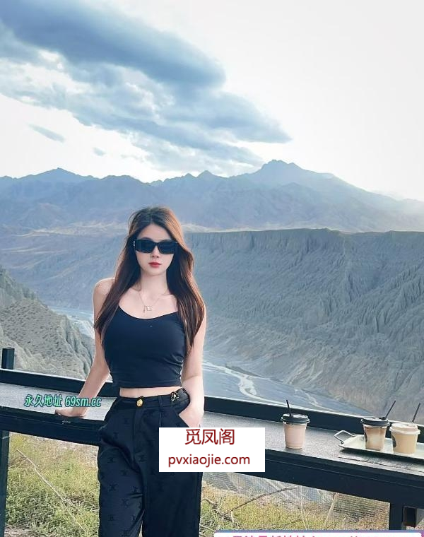 美乳性感静静