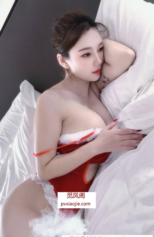 高挑身材铭铭
