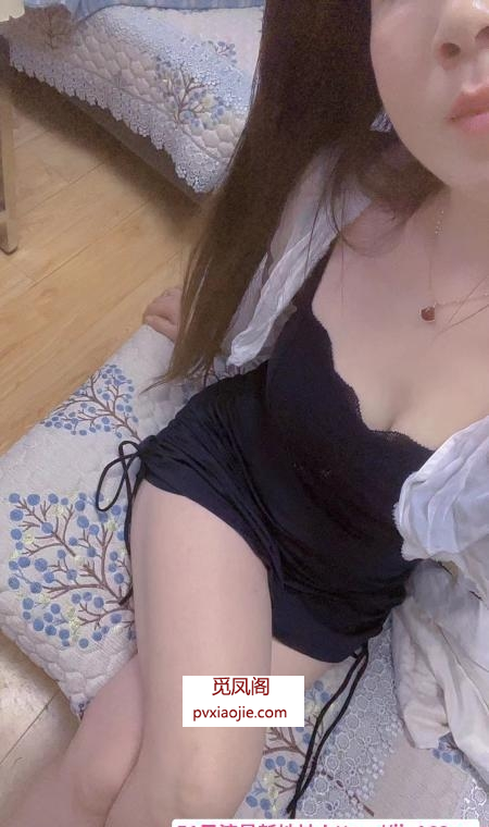 温柔兼职美女