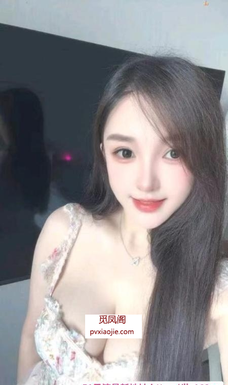 冷白皮莉莉斯