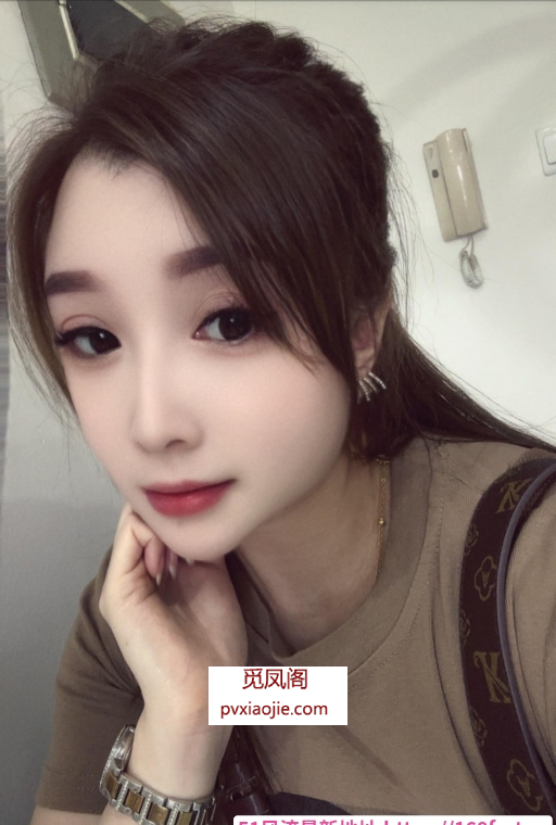 东门气质御姐