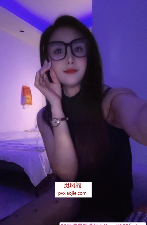 黑丝秋秋老师
