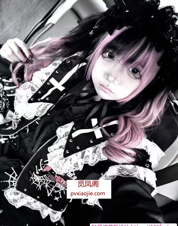 二次元反差萝莉